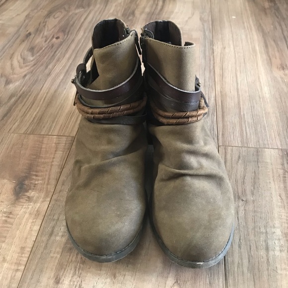 Vintage style Boot-ies - Picture 4 of 9